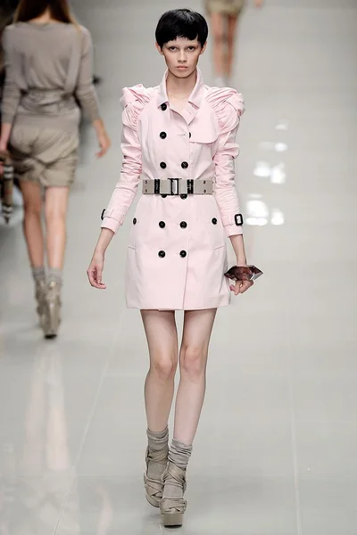 Look 8